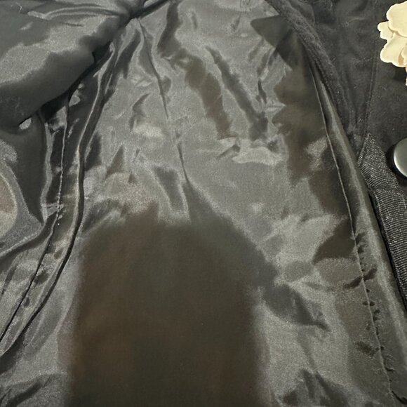 Pumpkin Patch Black Velvet Jacket with Cream Flower NWT - Picture 8 of 11